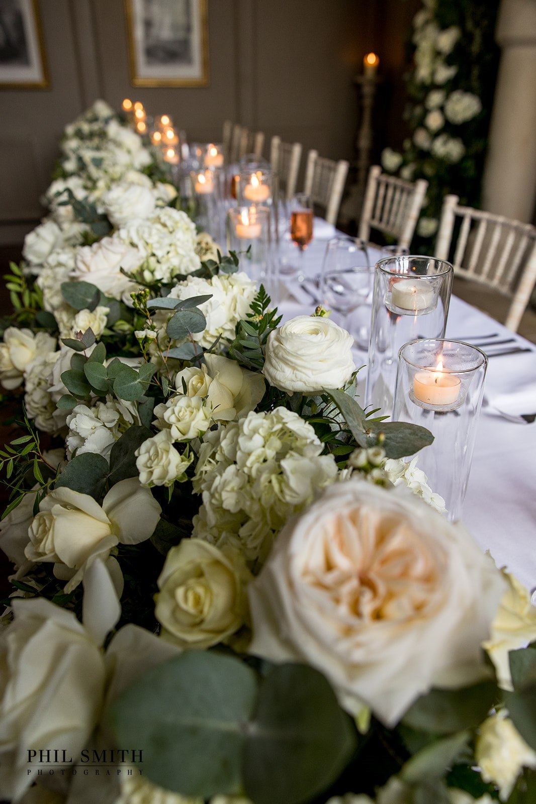 winter wedding table display/set up