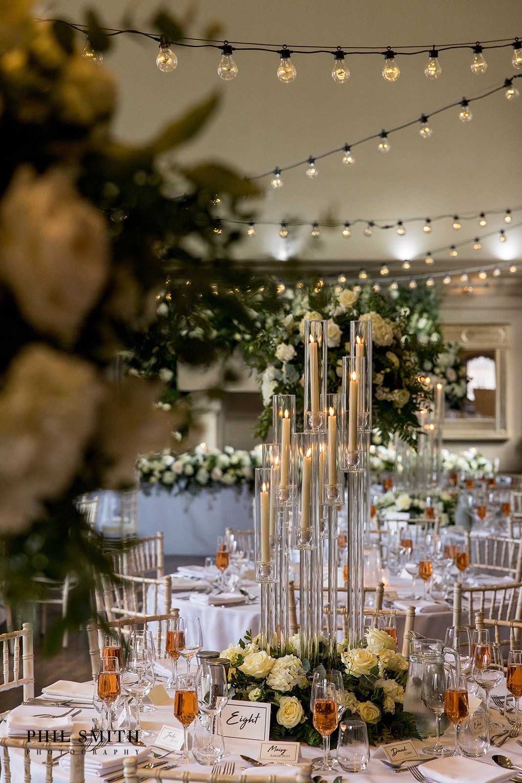 winter wedding table display/set up